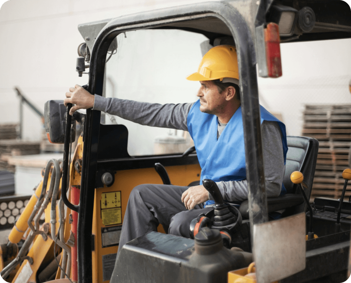 Boosting Efficiency and Asset Security with Equipment Tracking Software in Construction and Logistics